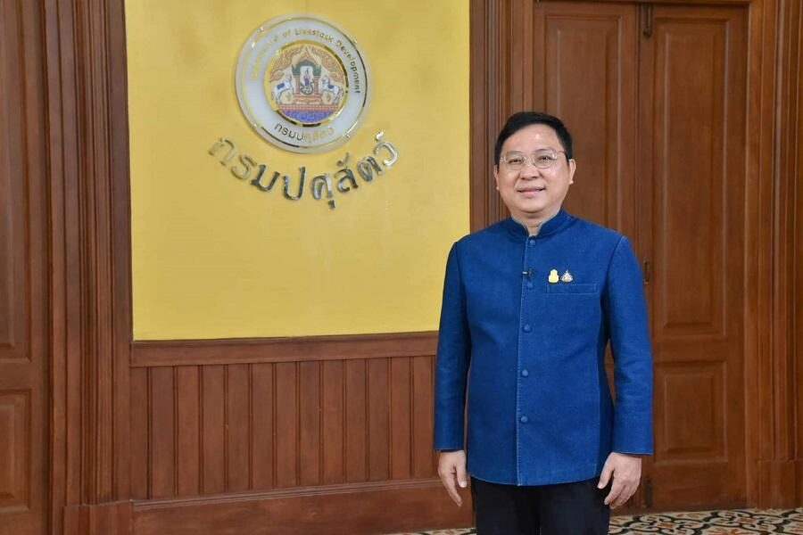 รมช.เกษตรไชยา สั่งการด่วนเร่งช่วยเหลือเกษตรกร และสัตว์ในพื้นที่น้ำท่วม