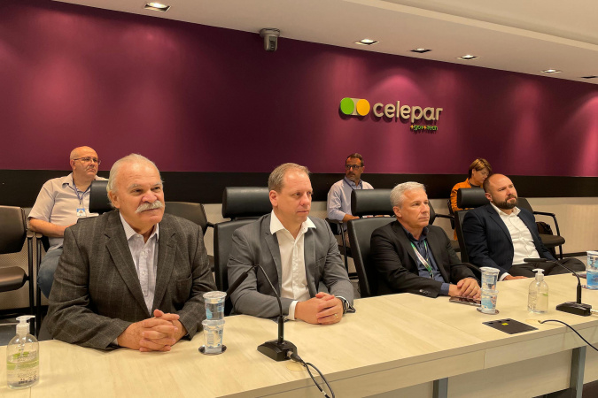 Celepar recebe empresas de tecnologia para buscar soluções na área da internet das coisas