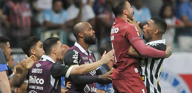 Marcelo Fernandes explica futuro no Santos e diz: ‘Conversa clara’