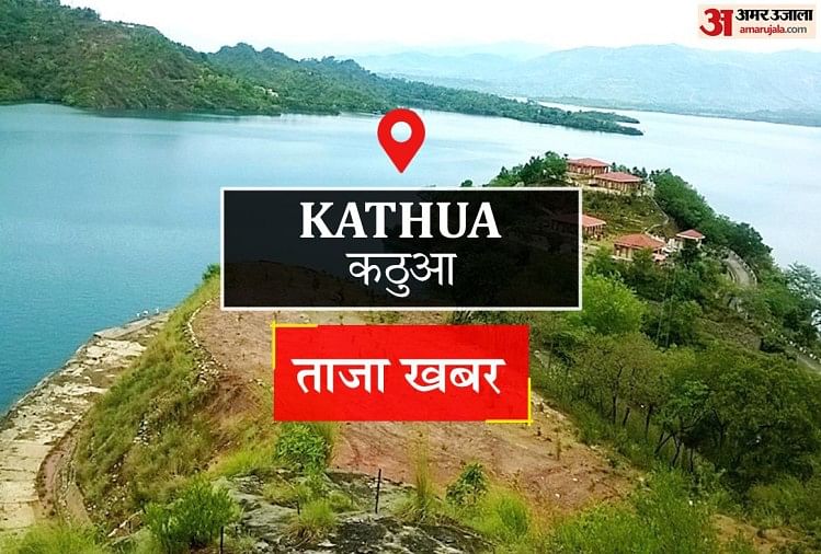 Kathua News: लखनपुर में चलती कार में लगी आग, बाल-बाल बचे सवार