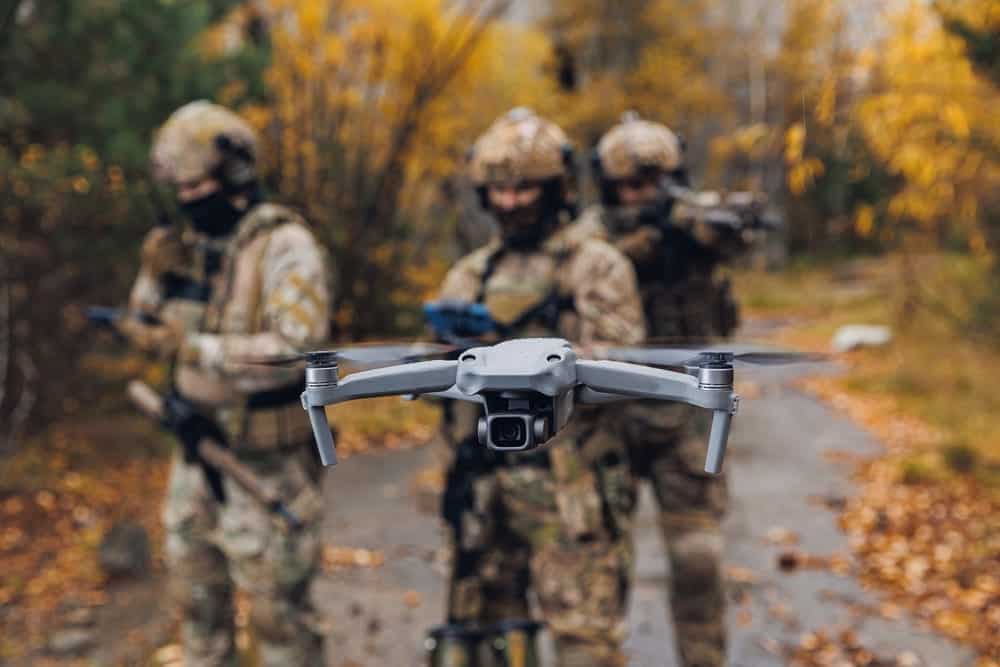 Drones militares pequenos, baratos e com IA são nova aposta dos EUA
