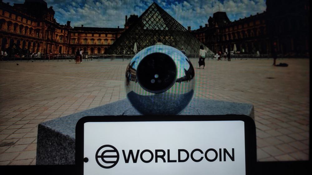 Worldcoin: tecnologia que escaneia olhos vira alvo de vários países