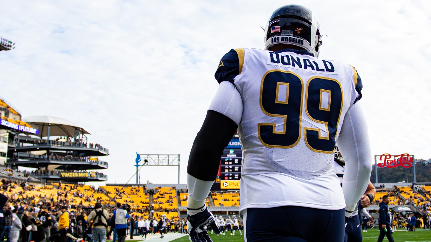 Aaron Donald feels no excitement about facing his hometown team