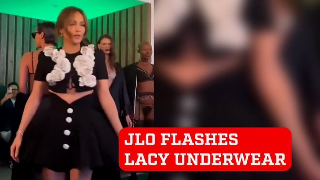 Jennifer Lopez sexier than ever: flashes lacy underwear during fashion show