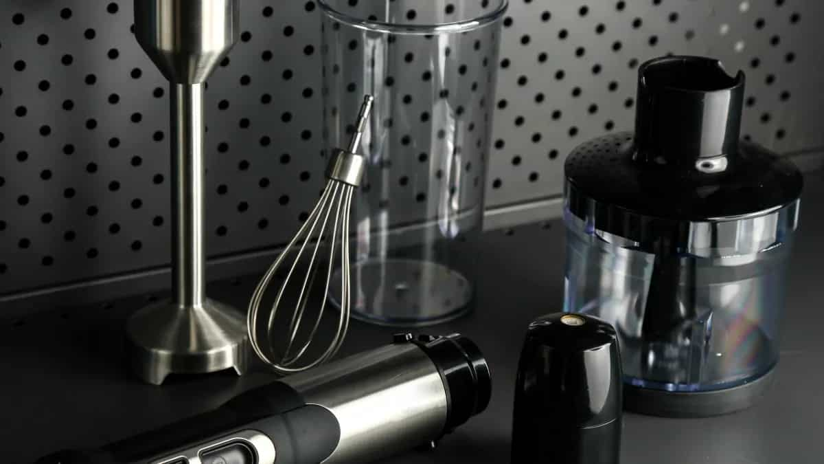 10 Kitchen Gadgets That Every Home Cook Needs