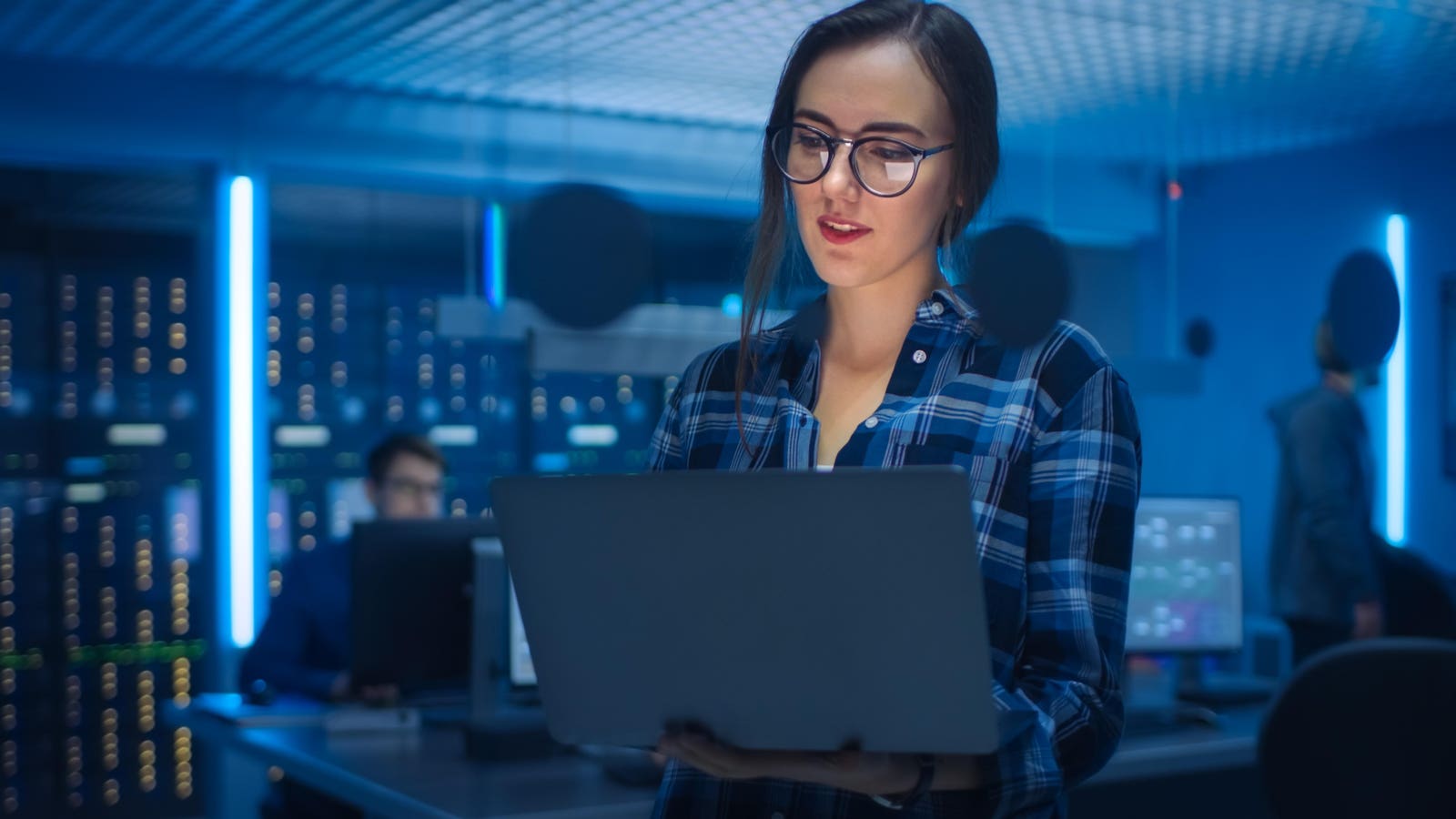 3 Ways Leaders Can Harness AI For Breakthrough Innovation