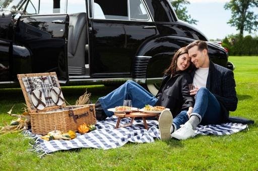 Enjoy A Classic-Car Journey And A Belgian Chocolate Experience At Delamar Greenwich Harbor