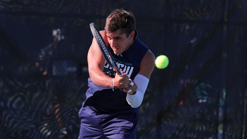 Men’s Tennis Sweeps Saturday Action