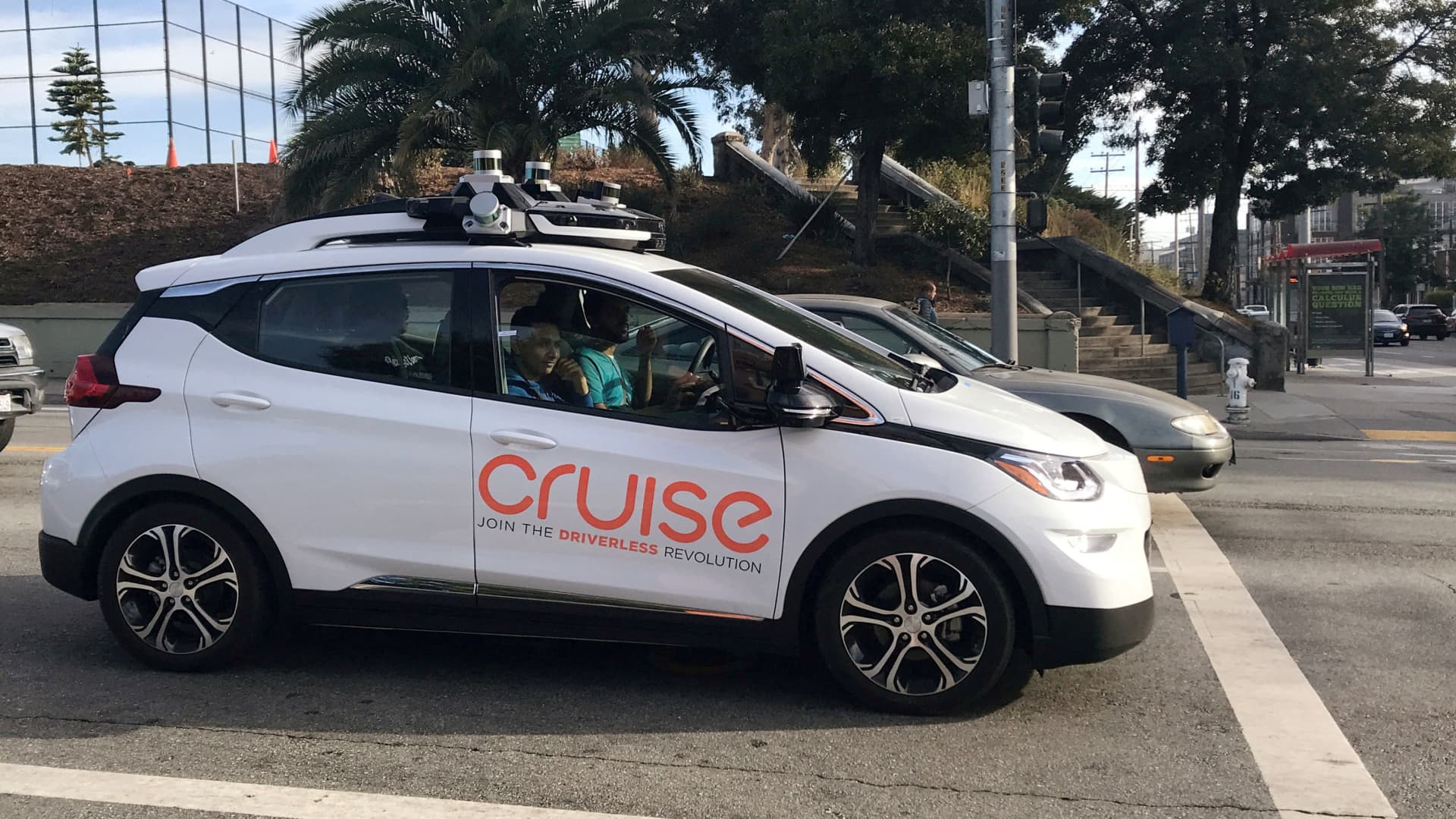 California DMV suspends Cruise’s self-driving car permits, effective immediately