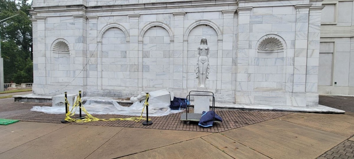 Brooks statues damaged after hit by van