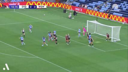 Efeito Copa: Campeonato Feminino Australiano começa com recorde de público