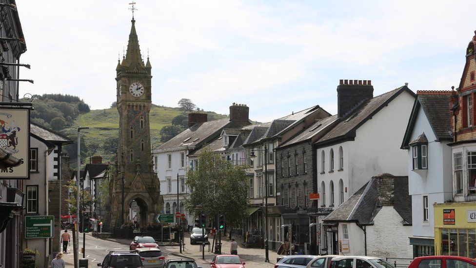 Machynlleth clock 10 minutes slow after vandal moves hands