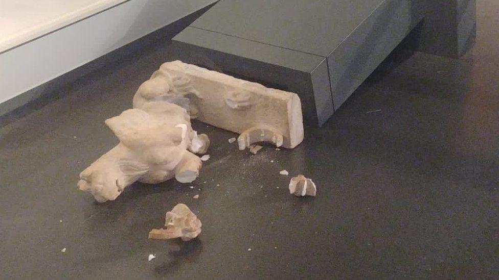 American tourist arrested for smashing Israel Museum statues