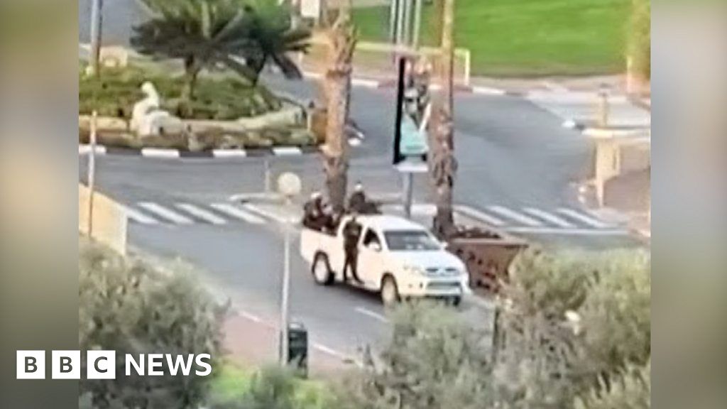 Footage emerges of ‘gunmen in Sderot’