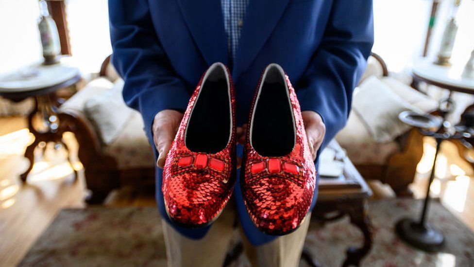 Man pleads guilty to stealing Wizard of Oz ruby slippers