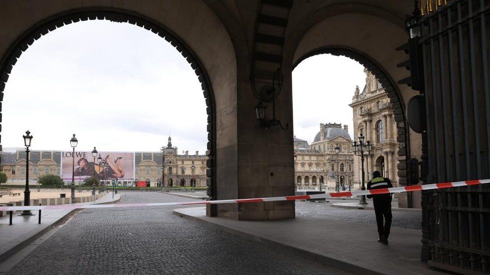 French arrests after bomb scares trigger evacuations at airports and Versailles