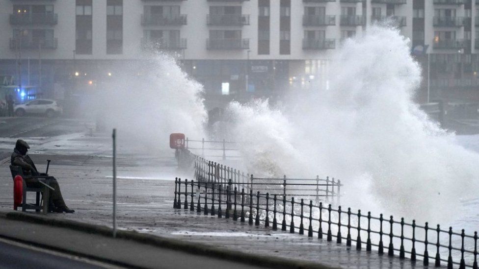 Travel disruption and flooding as Storm Babet hits Yorkshire and Lincolnshire