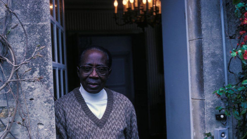 Léopold Sédar Senghor: Senegal delays auction in France