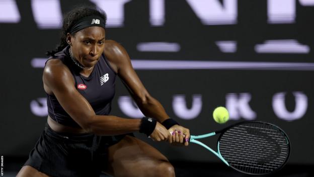 Gauff sweeps past Jabeur at WTA Finals