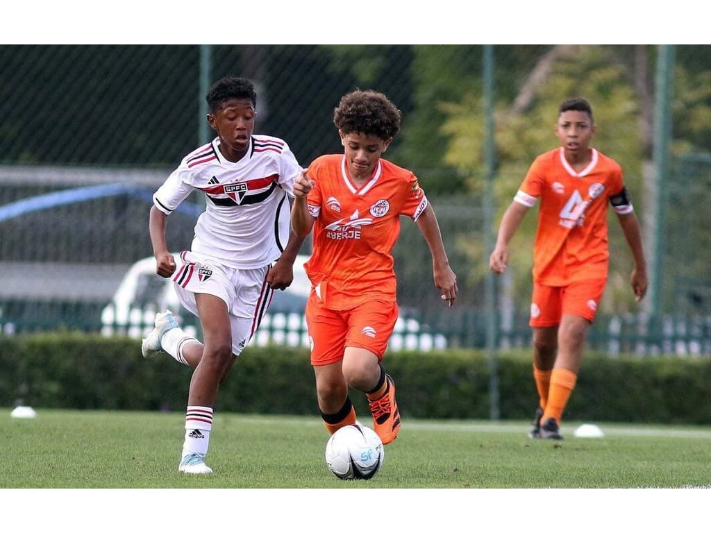 Referência em futebol de base, clube de São Paulo vira SAF e busca salto na categoria