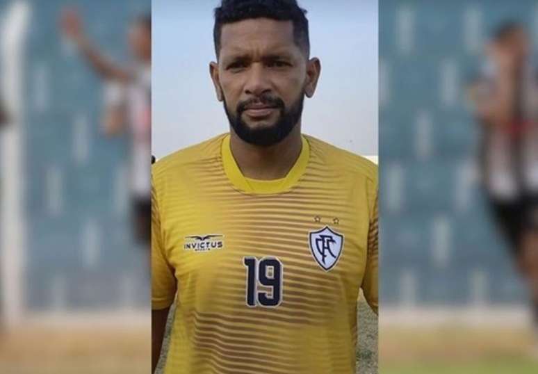Jogador é preso em flagrante com 10 quilos de cocaína em ônibus do clube