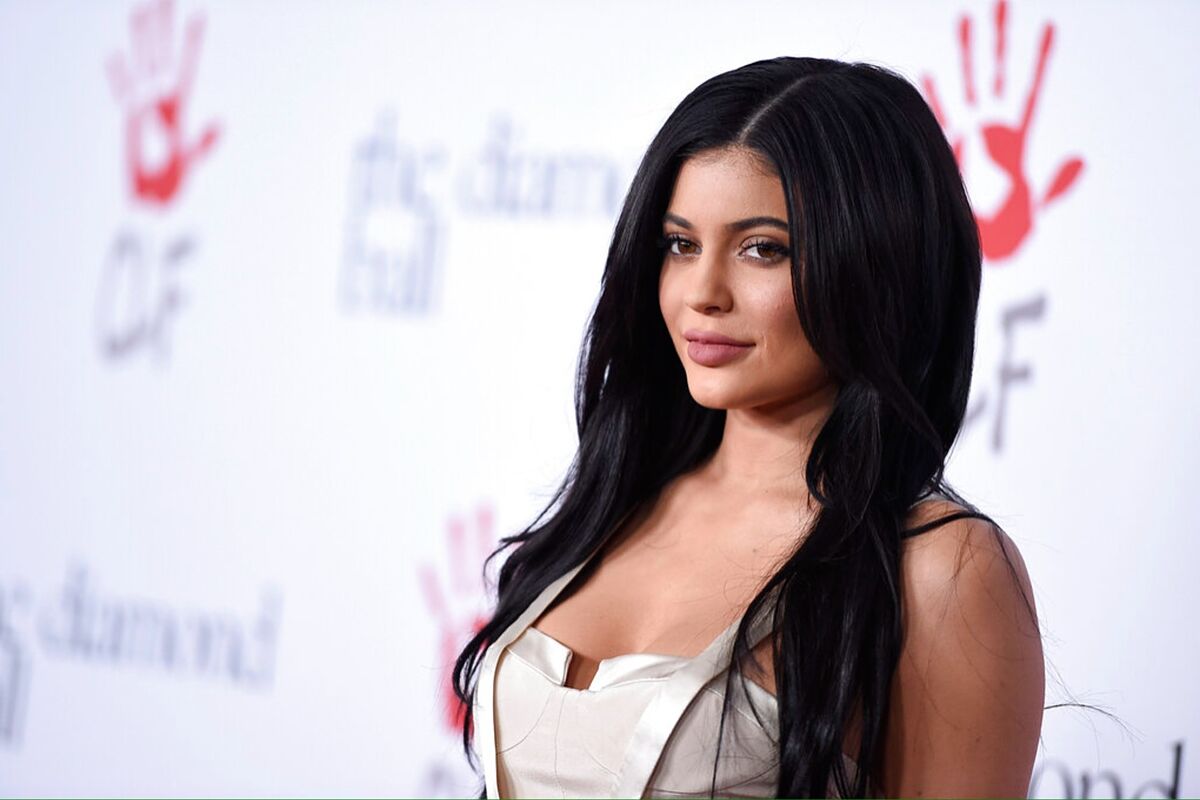 Kylie Jenner posts provocative photo to promote her new fashion brand, “Khy”