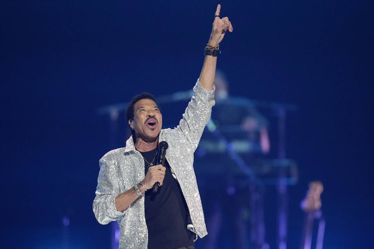 Music legend adds 17 dates to Las Vegas Strip production