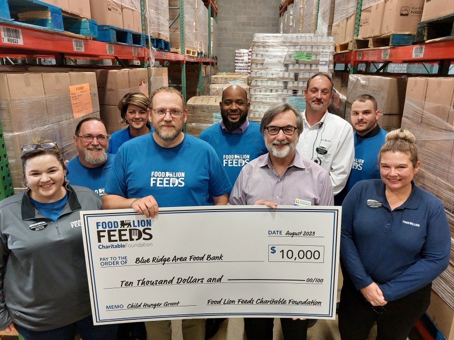 Food Lion gives $10k to Blue Ridge Area Food Bank for ‘Child Nutrition Programs’