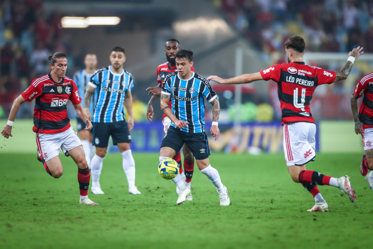 Jogos hoje (25/10/23) ao vivo de futebol: onde assistir e horário