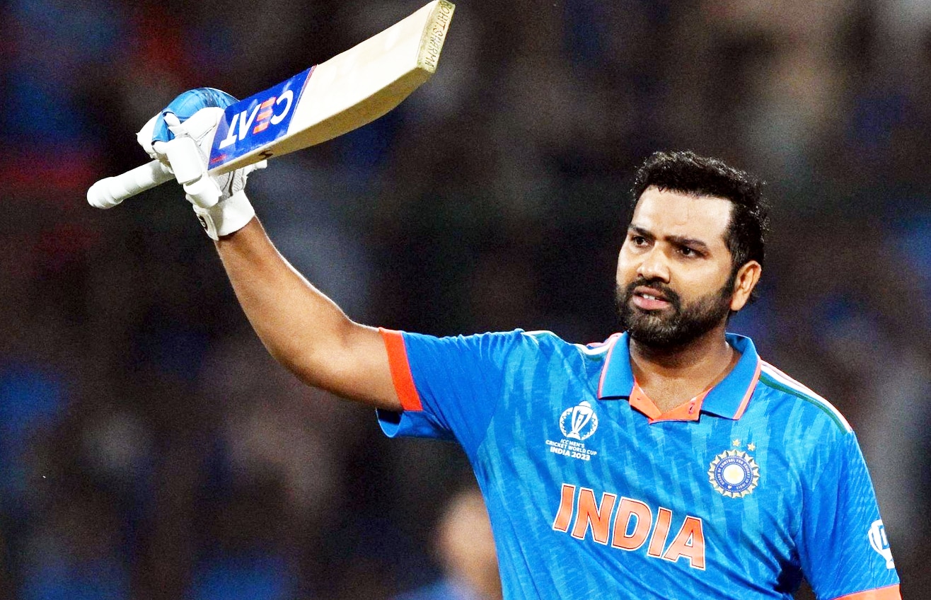 Rohit Sharma: रोहित शर्मा ने वनडे इंटरनेशनल क्रिकेट में रचा इतिहास, ठोक दिया ये तिहरा शतक