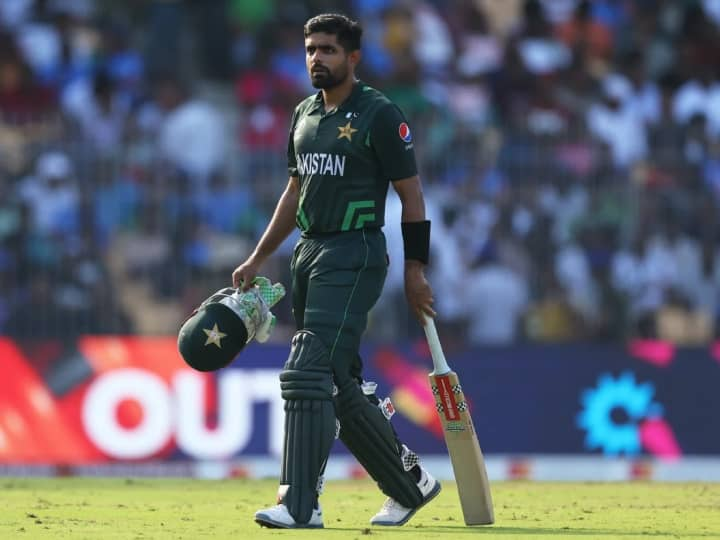 Babar Azam: बाबर आज़म के लीक व्हाट्सएप चैट को PCB ने बताया फेक, पूर्व दिग्गज वकार यूनिस ने भी दिया रिएक्शन