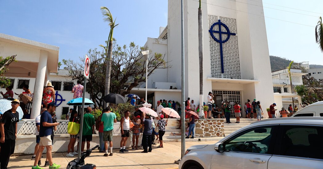 Near an Acapulco Beach: Food, Water and Prayer After Hurricane Otis