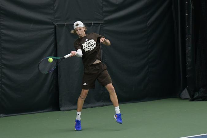 Men’s Tennis Wraps Up ITA Midwest Regionals – Western Michigan University Athletics