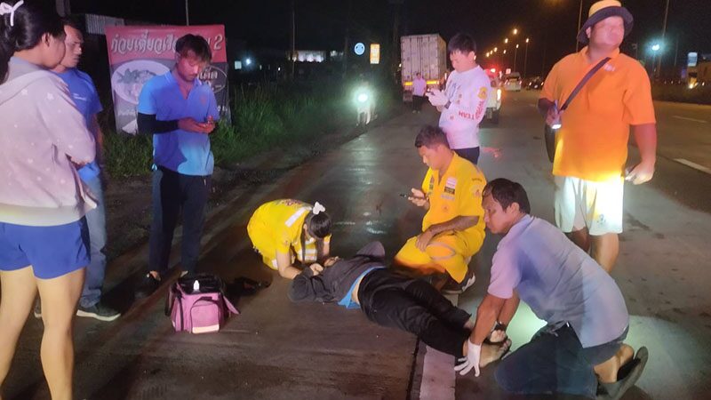 ล่าคนขับกระบะพุ่งชนจยย. ลากไกล 70 เมตร สาวสาหัสขาผิดรูป คู่กรณีทิ้งรถเผ่น