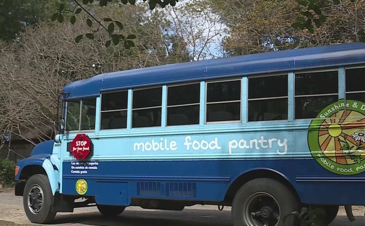 Mobile food pantry provides nourishment to Memphis families