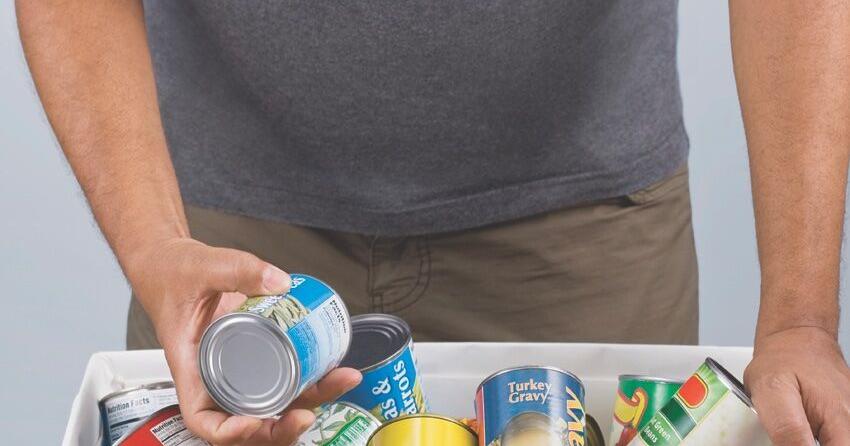 Caring Community: Coos-Curry Electric Cooperative, Beacon Broadband Food Drive