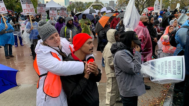 Striking casino, health insurer and auto workers rally in downtown Detroit