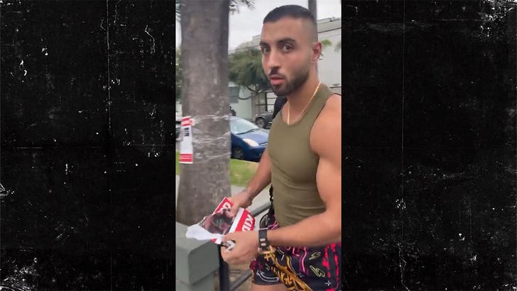 Fitness Trainer Rips Down Kidnapped Israeli Kids Poster Outside Gold’s Gym In Venice