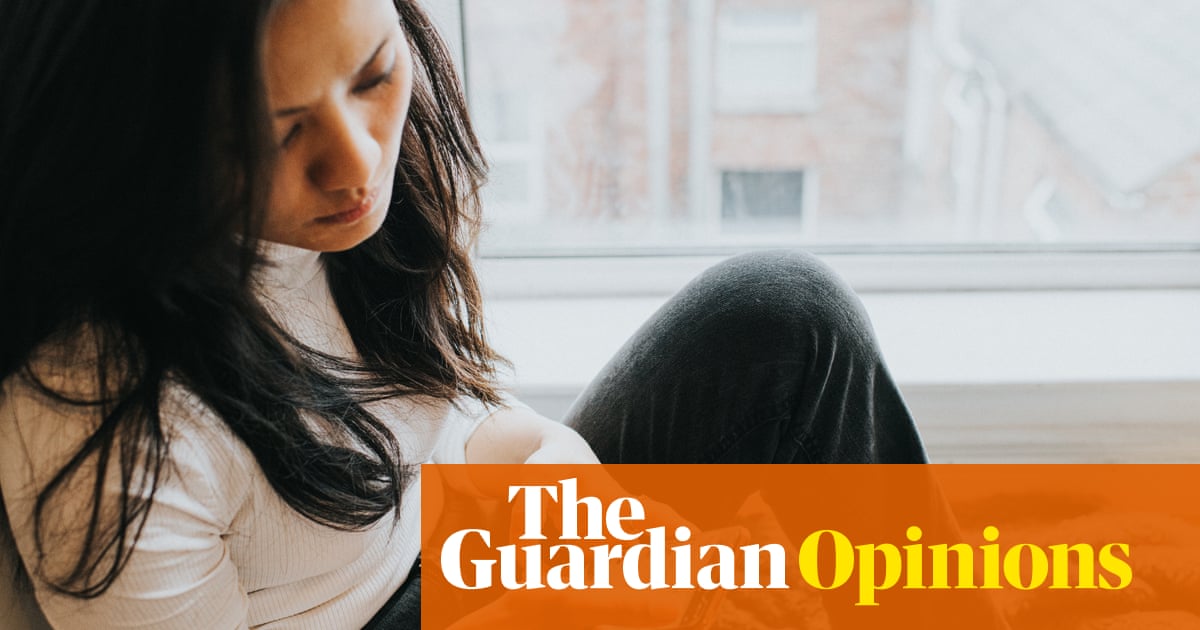 Distressing images and videos can take a toll on our mental health. How can we stay informed without being traumatised?