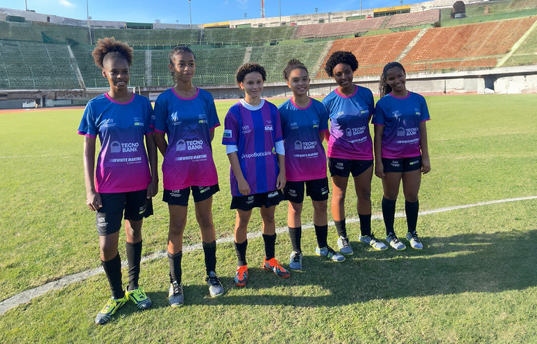 Meninas de projeto social são aprovadas no futebol feminino do Bahia