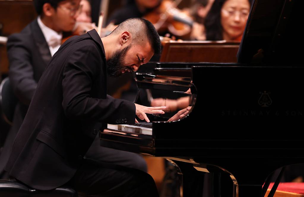 Review: CSO plays Gershwin. Who says classical music can’t be fun?
