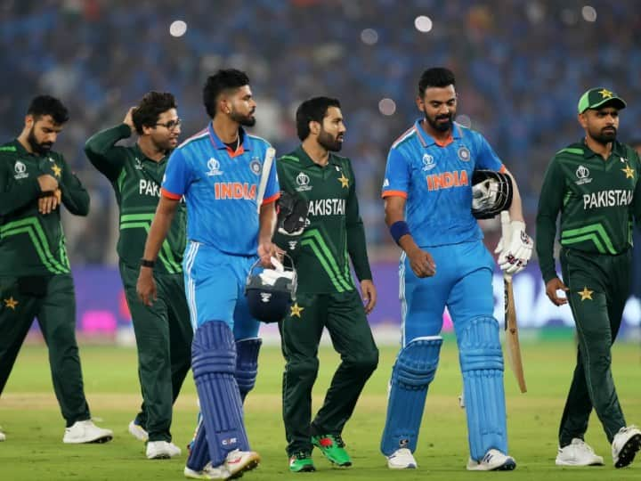 IND vs PAK: ‘मैं कह रहा था कि कुलदीप…’, भारत से शर्मनाक हार के बाद वसीम अकरम ने पाकिस्तान टीम की लगाई क्लास