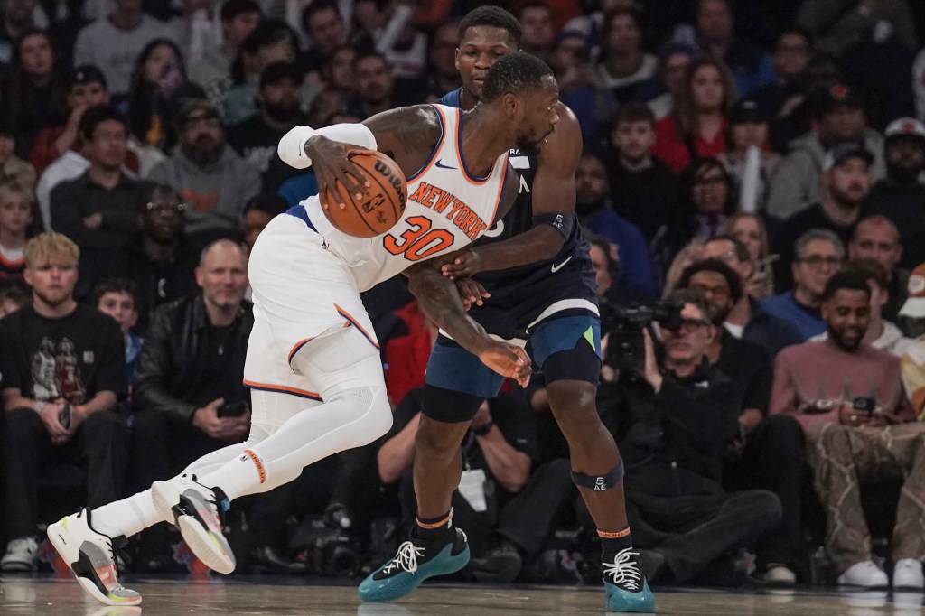 After ankle surgery, Knicks Julius Randle trusts Skechers with his health