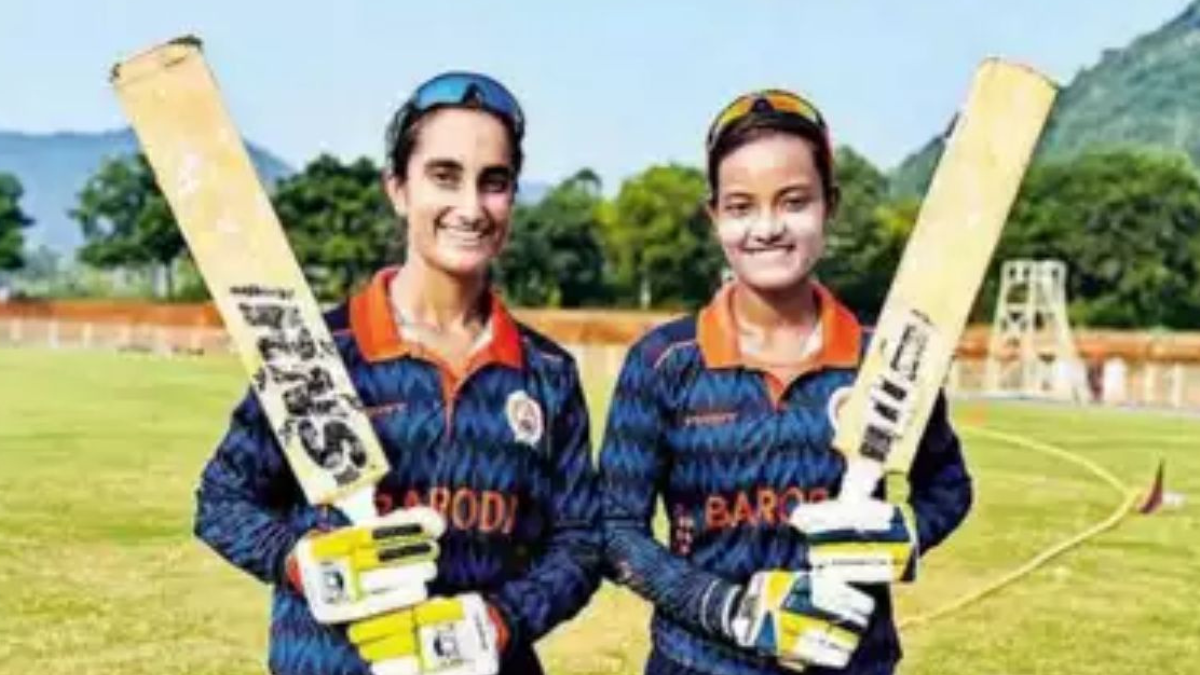 6,6,6,6,6,6,6,6….पुरुषों से भी ज्यादा खतरनाक है भारतीय महिला टीम, वनडे में 420 रन ठोक रचा इतिहास