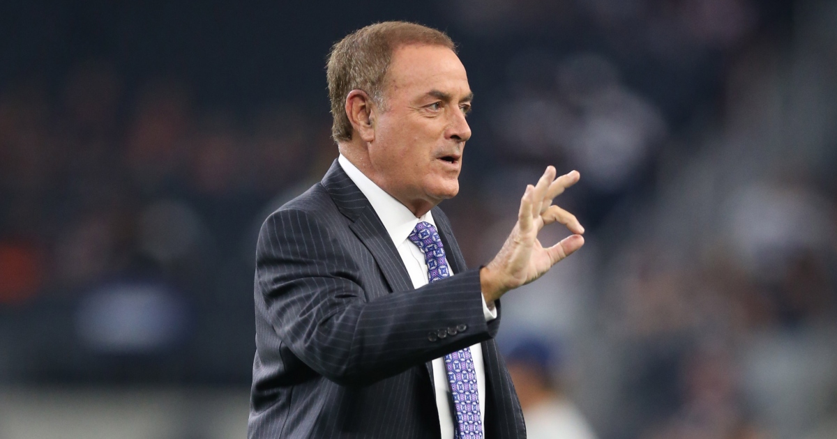 Al Michaels explains how he handles celebrities at football games