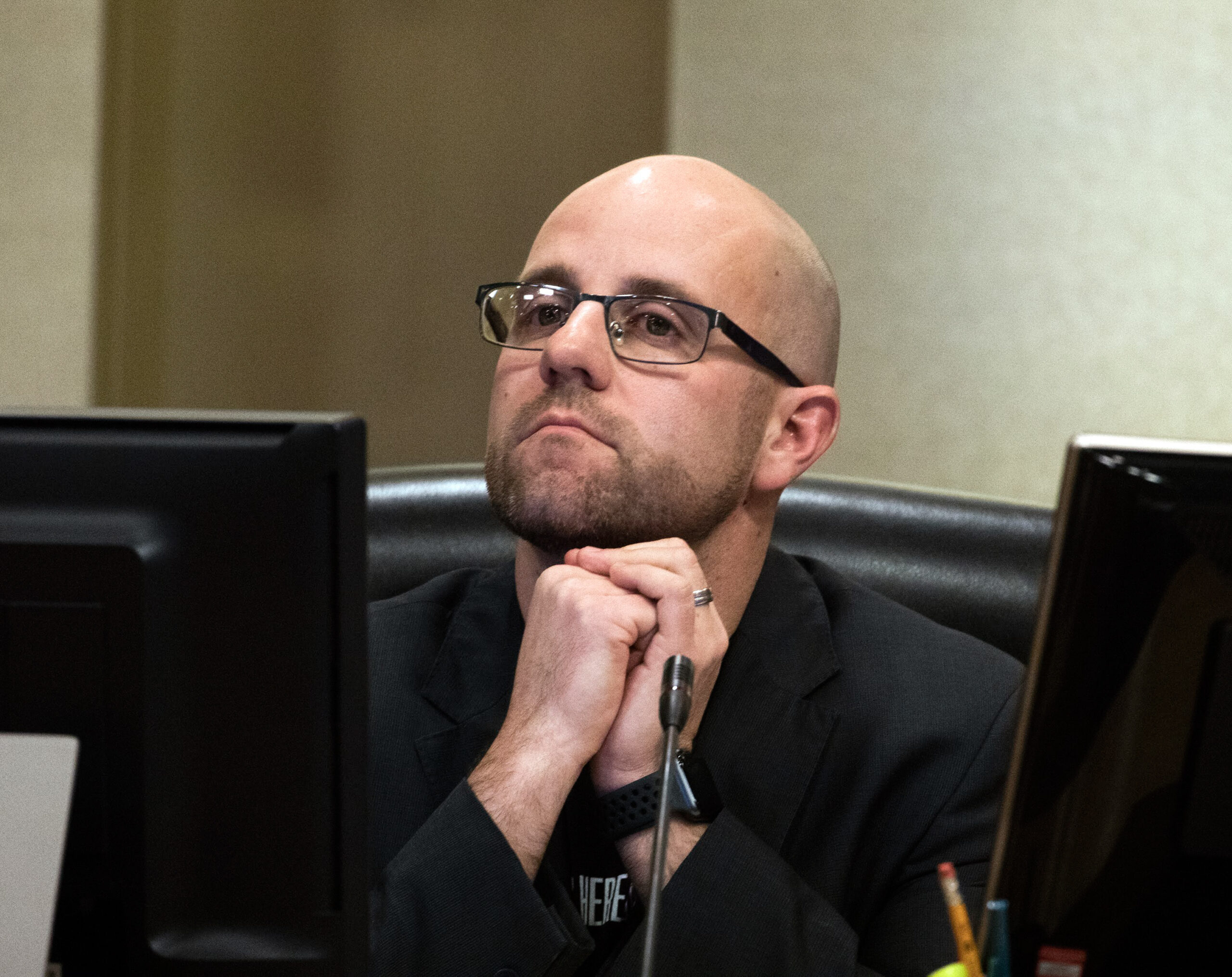 Year after 988 mental health line debuts, Nevada building crisis response teams to back it up