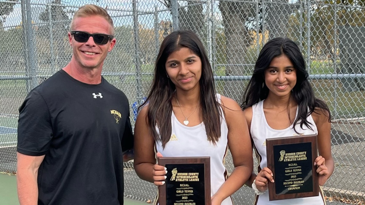 Girls Tennis: McNair wins Hudson team title, Galeano captures 1S indiv. crown