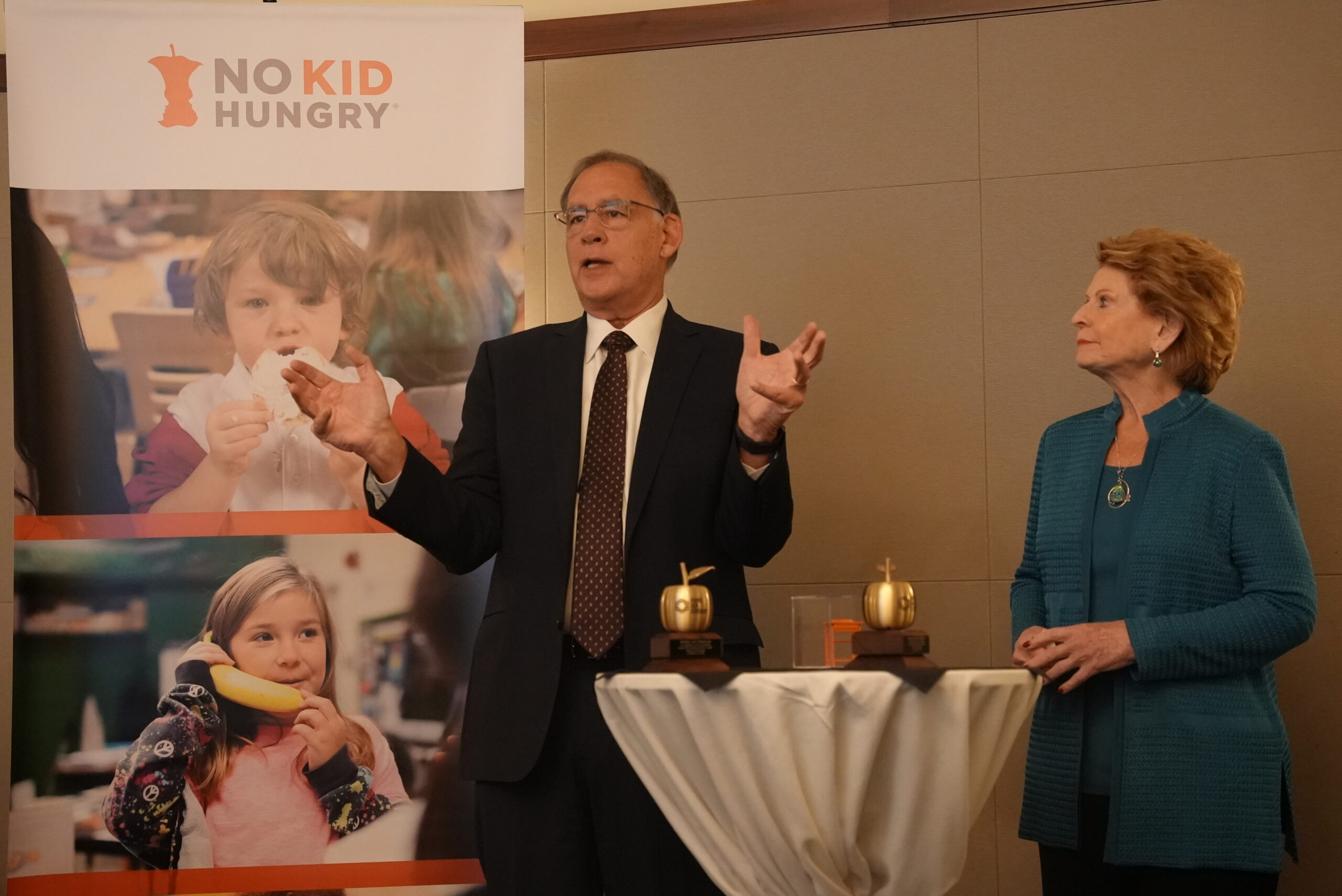 Anti-Childhood Hunger Organization Honors Boozman for Modernizing Summer Meals Program | The United States Senate Committee On Agriculture, Nutrition & Forestry