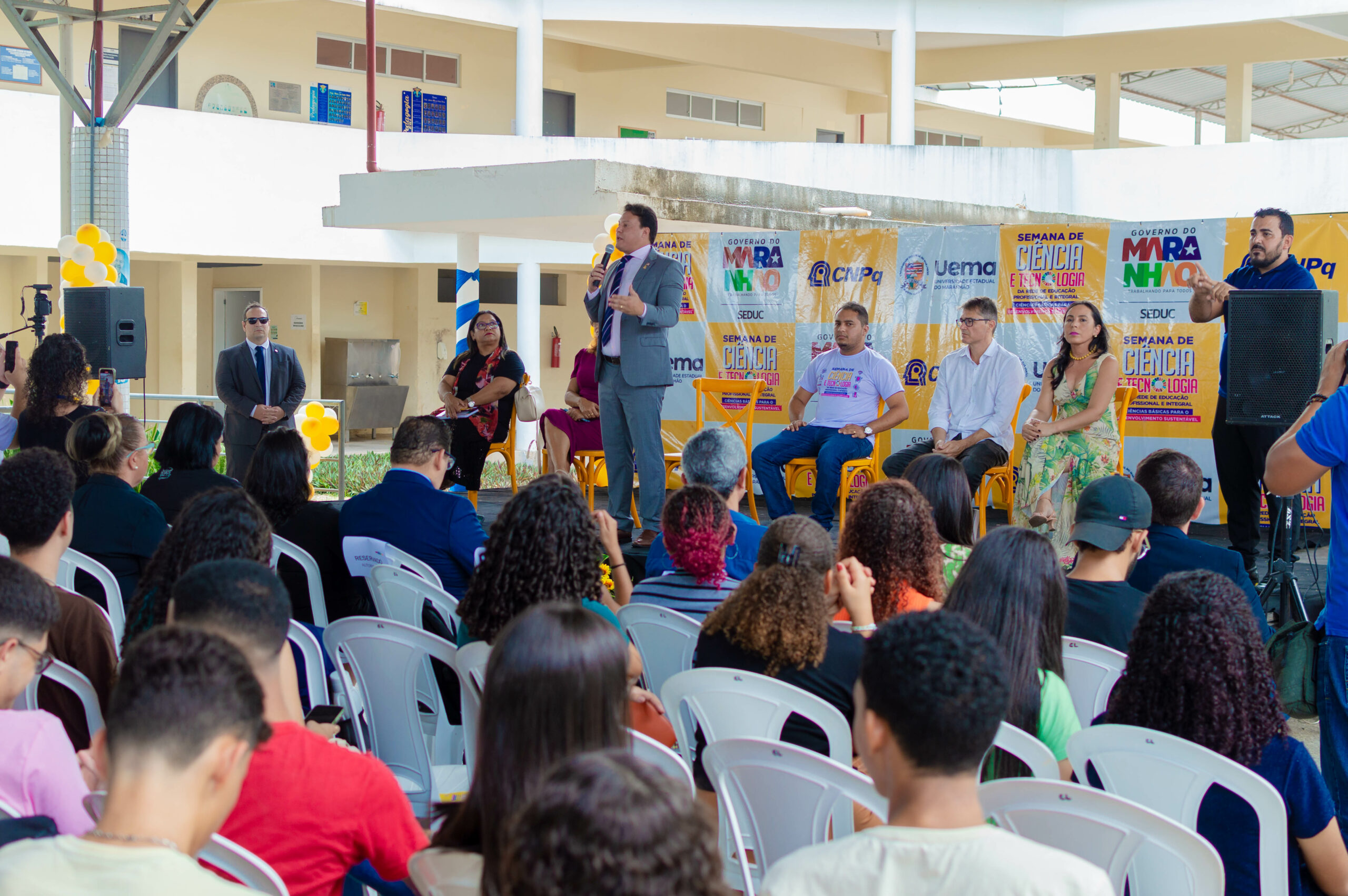 SEDUC realizou a abertura da Semana de Ciência e Tecnologia da Rede de Educação Profissional e Integral na Uema