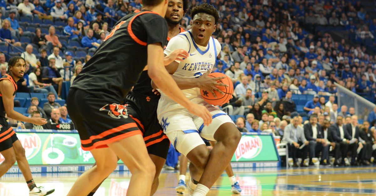 Adou Thiero could play center while the UK frontcourt is thin